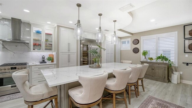 Building Photo - 235 Cocoanut Ave