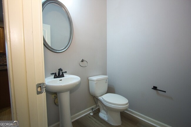 Building Photo - 960 Franklin Mill Trace