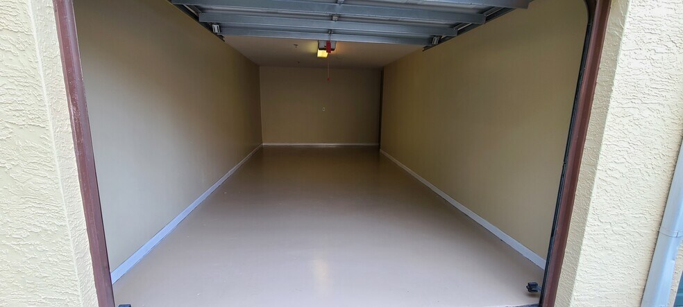 Building Photo - 12106 Poppy Field Ln