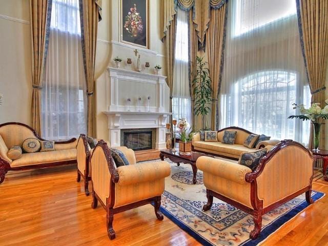 Building Photo - 738 Palmera Ct