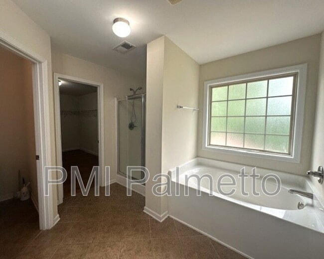 Building Photo - 348 Woodmill Cir