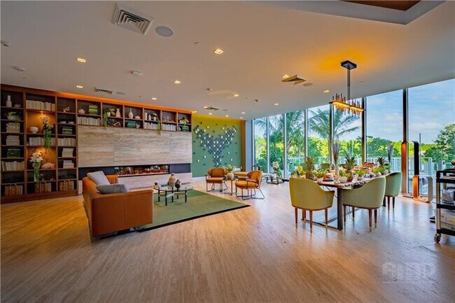 Building Photo - 16385 Biscayne Blvd