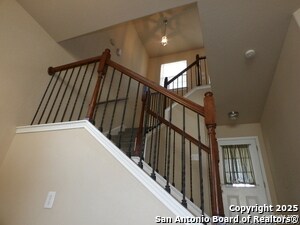 Building Photo - 815 Antler Post