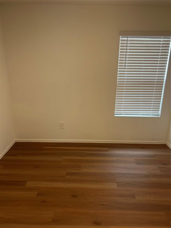 Building Photo - 17743 Pemswood Dr