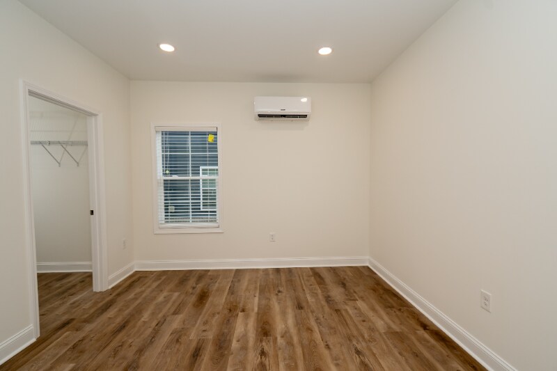 Building Photo - 111 Spring Meadow Path