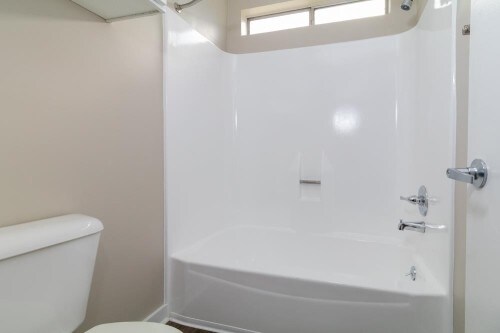 Building Photo - Corona del Norte