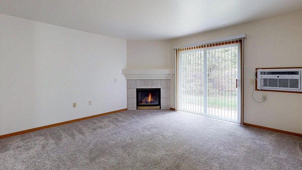 Building Photo - Stoneridge Apartments