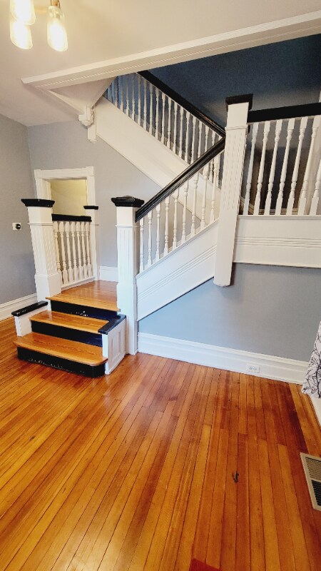 Building Photo - 1003 Rivermont Ave