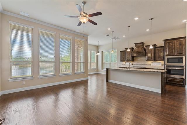 Building Photo - 3759 Legends Path