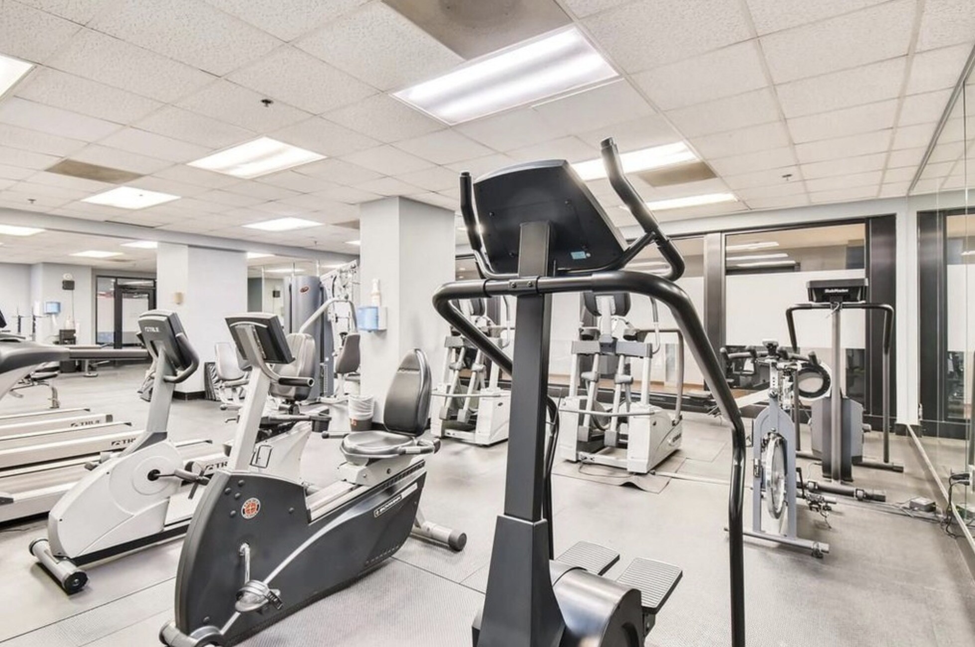 Building Photo - 620 Peachtree St NE