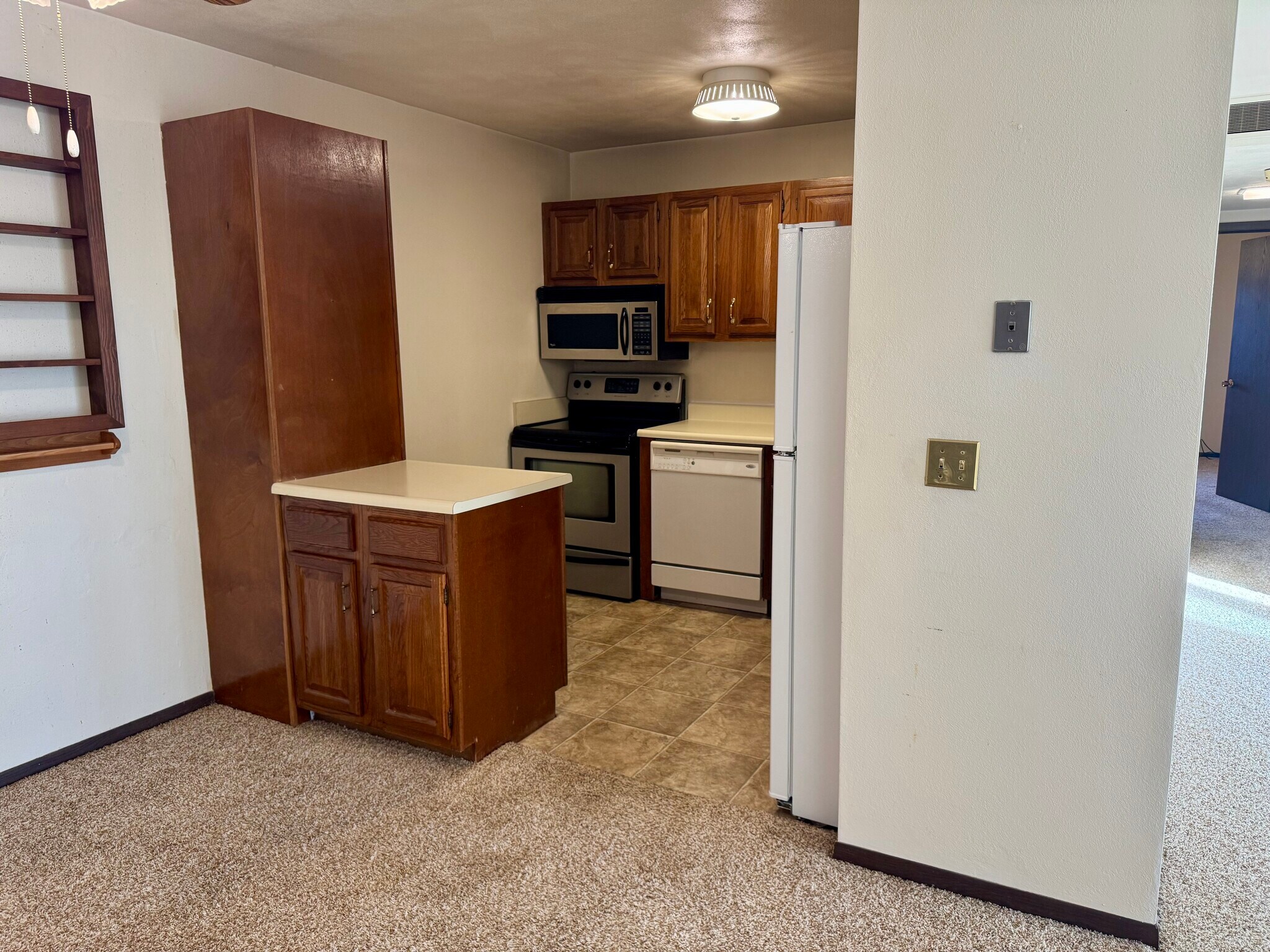 Building Photo - 1299 48th Ave