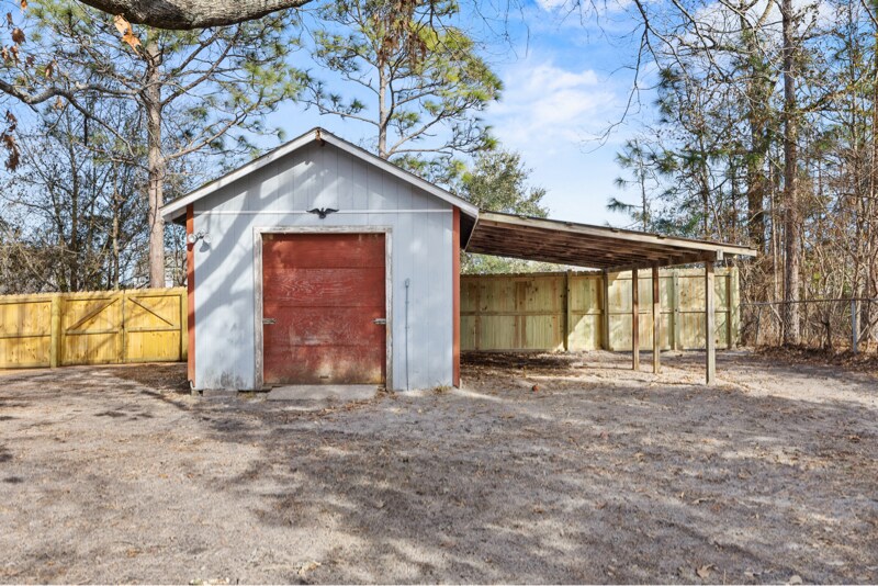 Building Photo - 206 Cinnamon Dr