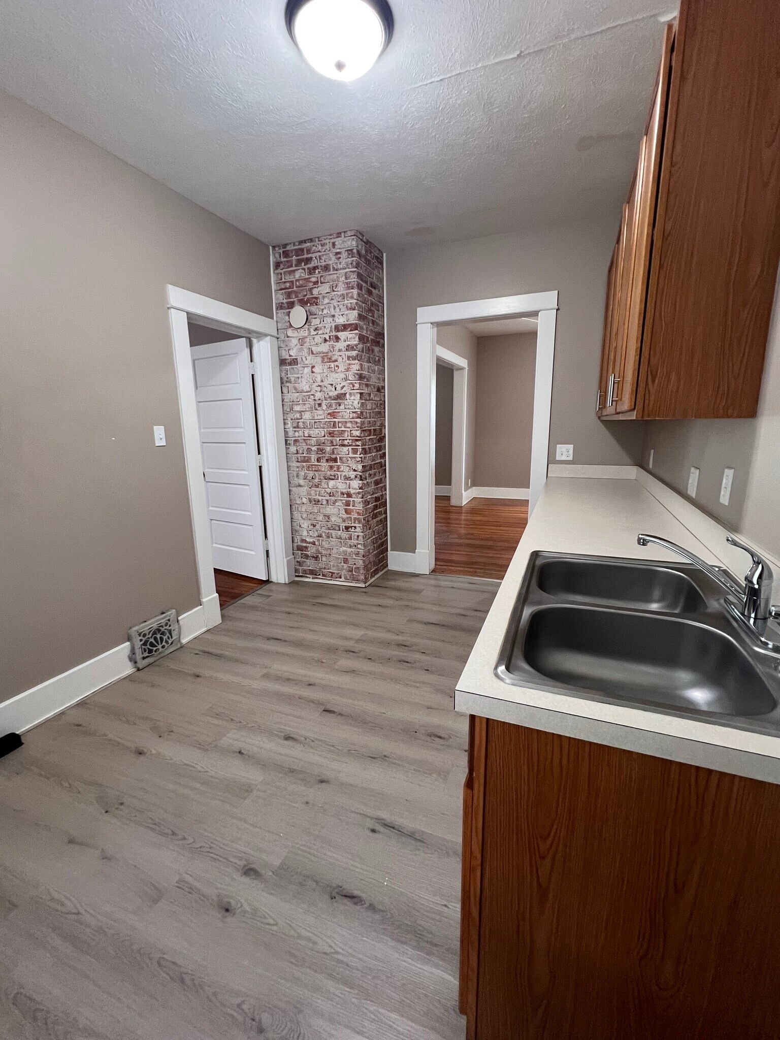 Kitchen - 1019 S 17th St