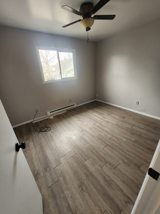 Building Photo - 80th Street Duplex