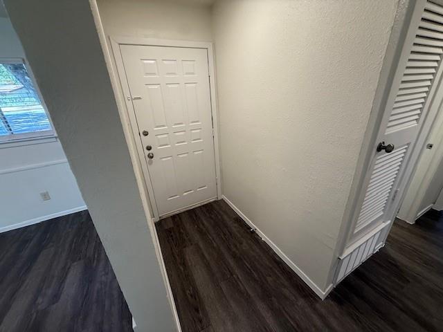 Building Photo - 4930 Manchester Cir