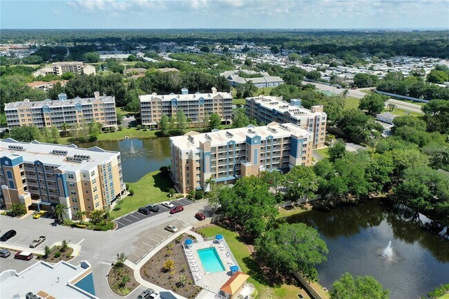 Building Photo - 960 Starkey Rd