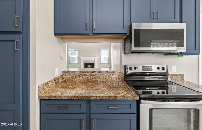 Building Photo - 10059 E Sheena Dr