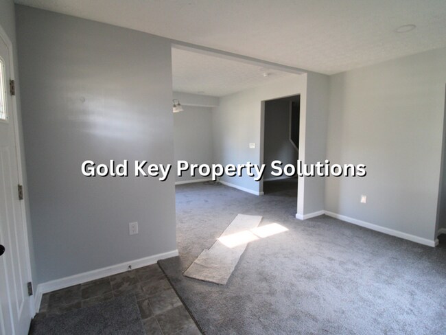 Building Photo - Beautifully Updated 3 BR 2 BA House in Alexandria (NO SECTION 8)