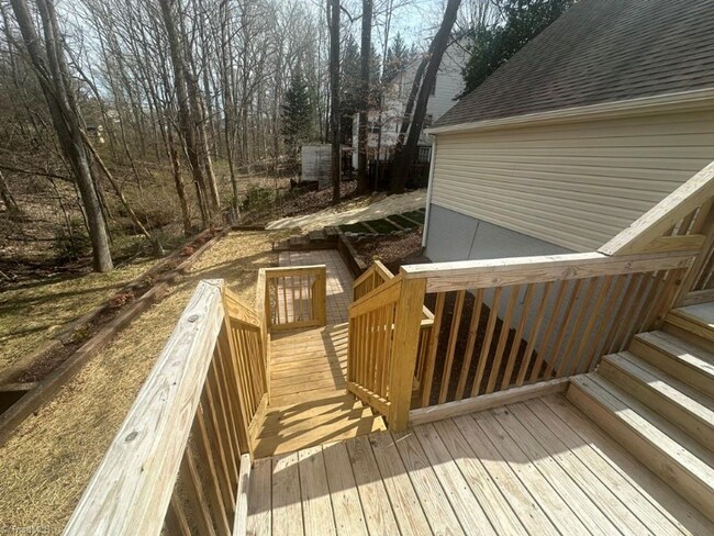 Building Photo - 1165 Lazyboy Ln