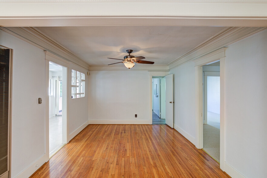 Building Photo - 835 N Ogden Dr