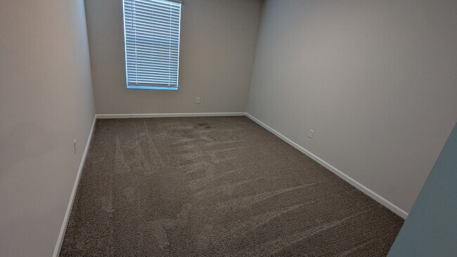 Building Photo - 140 Ponderosa Lp