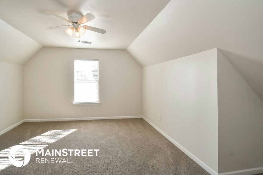 Building Photo - 1116 Warwick Pl