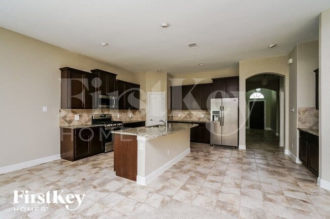 Building Photo - 3813 Shadewell St