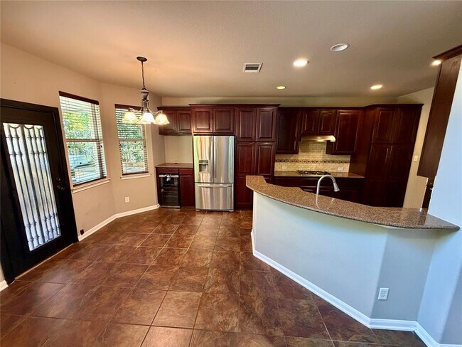 Building Photo - 3713 Broadwinged Hawk Cove