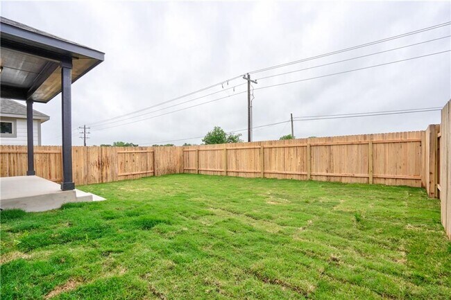 Building Photo - 309 Unforgiven Ln