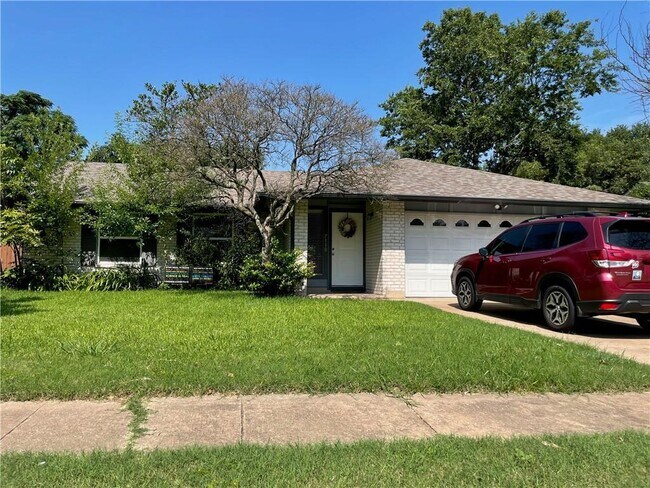 Primary Photo - 7110 Whispering Winds Dr