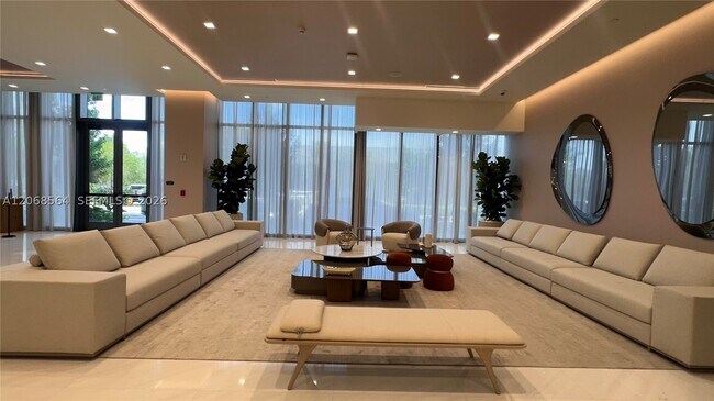 Building Photo - 1170 Hallandale Ave