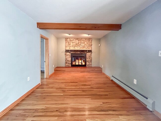 Building Photo - HISTORIC TWO-STORY HOME WITH CHARMING FEAT...
