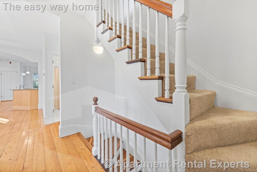 Building Photo - 30 Healey St