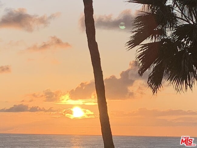 Building Photo - 11942 Whitewater Ln