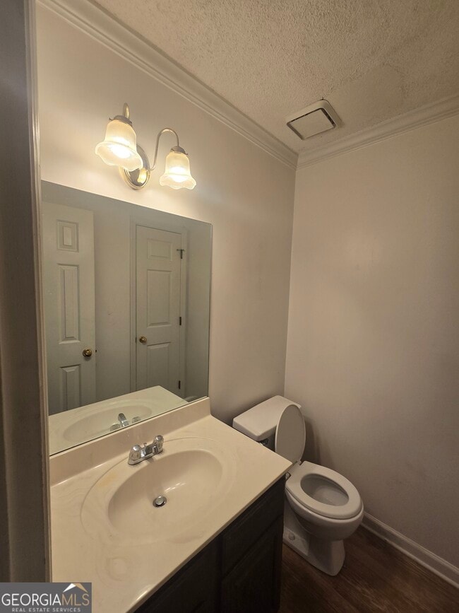 Building Photo - 3490 Runnymeade Dr