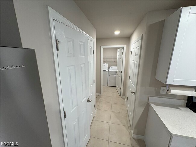 Building Photo - 5013 Placid Ln