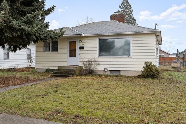 Building Photo - Charming Updated Single-Family Home Near Northtown