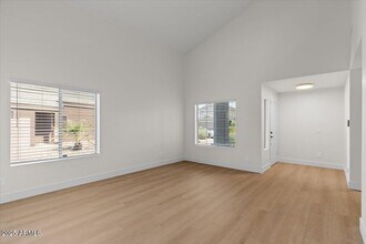 Building Photo - 2289 W Hayden Peak Dr