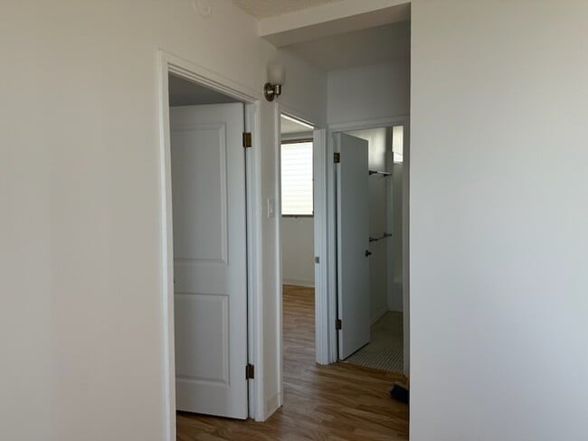 Building Photo - 2 Bed/1 Bath Close to Camp Smith, Pearl Harbor or Hickam