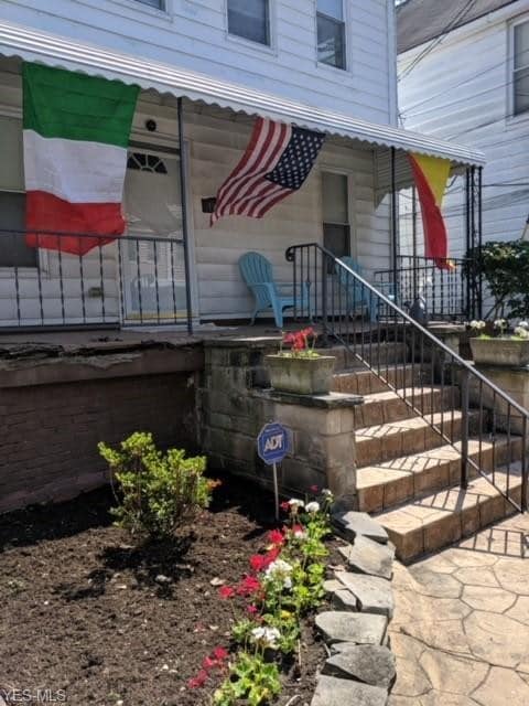 Building Photo - 1905 Coltman Rd