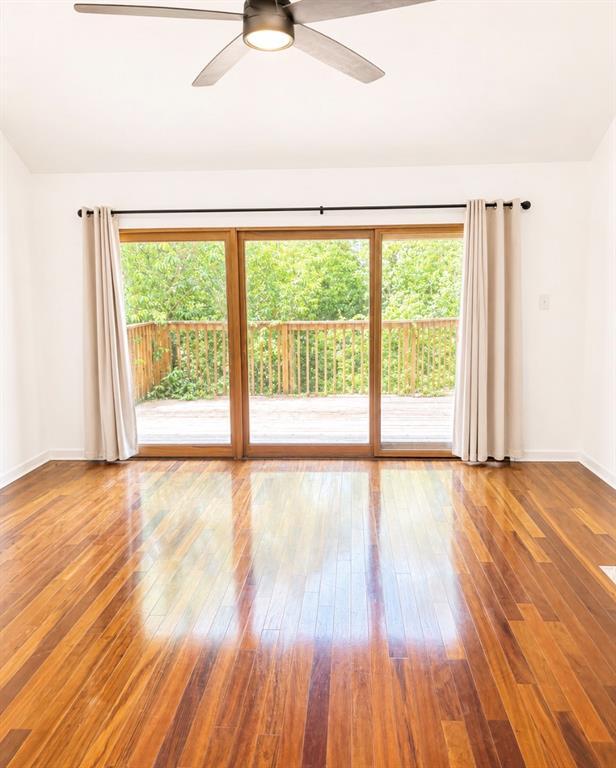 Building Photo - 302 Meadow Creek Dr