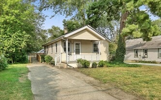 Building Photo - 2115 Oakwood Ave NE