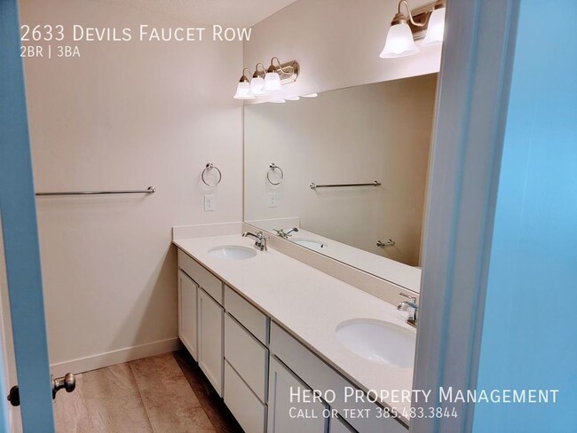 Building Photo - Stunning BRAND NEW Townhomes!