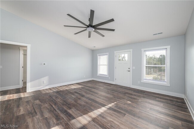 Building Photo - 5363 Mallard Cir