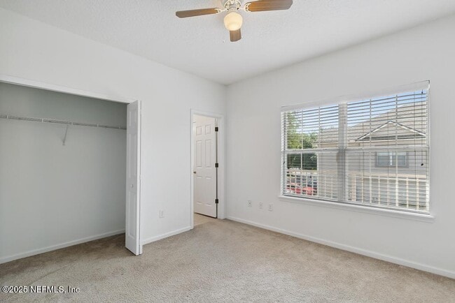 Building Photo - 7202 Deerfoot Cir