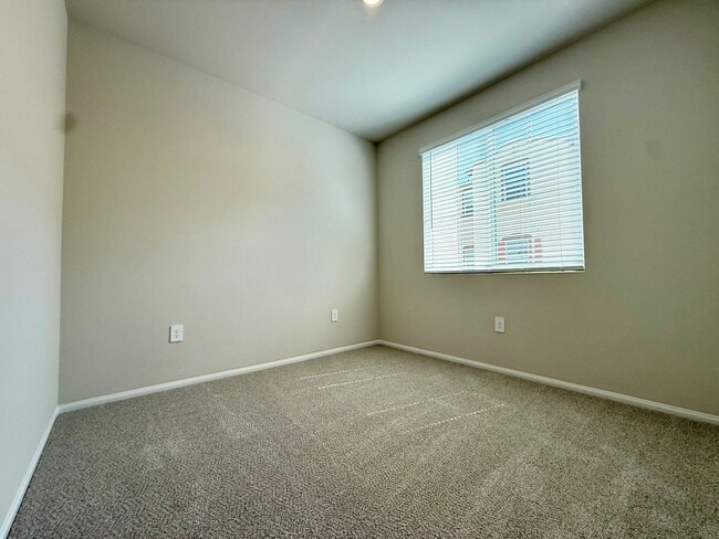 Building Photo - 4889 Merida Way