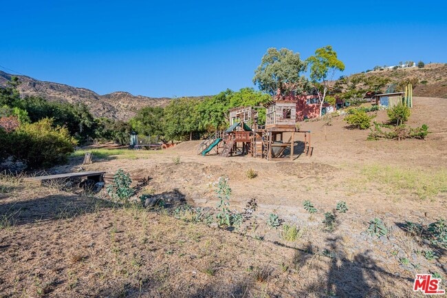 Building Photo - 34136 Mulholland Hwy