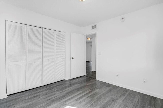 Building Photo - 9222 W Atlantic Blvd
