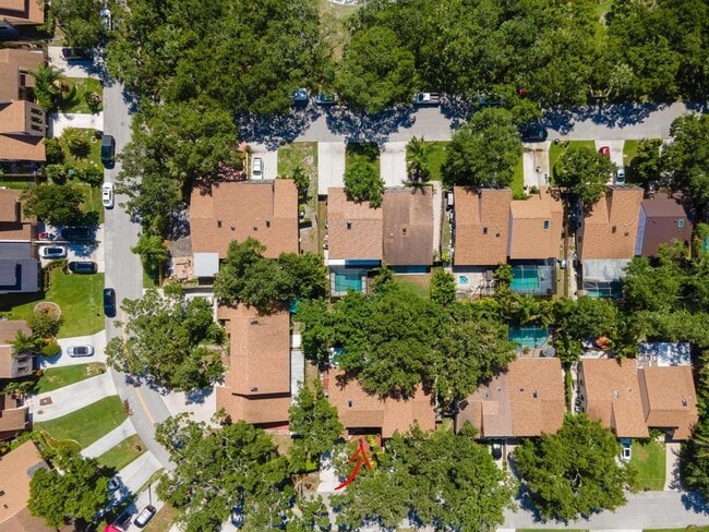 Building Photo - 1088 Raintree Dr