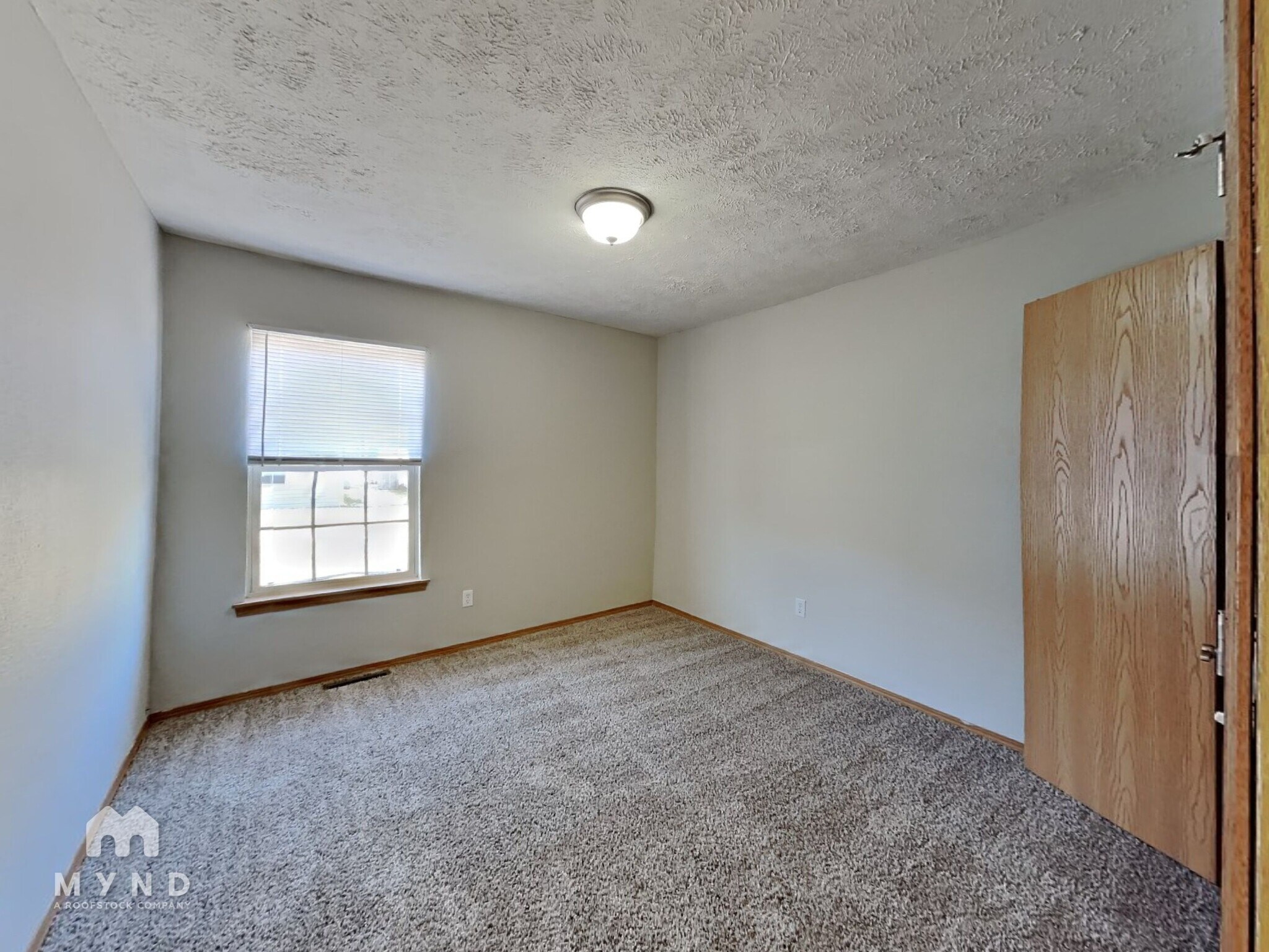 Building Photo - 1131 S Brown Ave